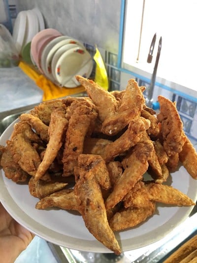 วิธีทำ ปีกไก่ทอดกรอบ วิธีทำ ปีกไก่ทอดกรอบ