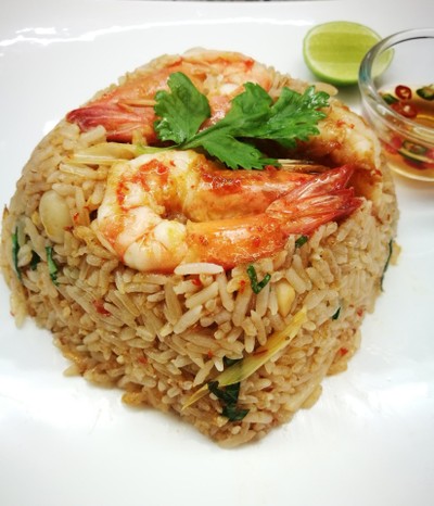 ข้าวผัดคลุกต้มยำซีฟู้ด