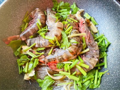 วิธีทำ กุ้งอบวุ้นเส้น