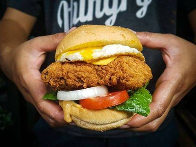 Sorry I'm Hungry Burger Cafe (ซอรี่ แอม ฮั้งกี้ เบอร์เกอร์ คาเฟ่) Sorry I'm Hungry Burger Cafe (ซอรี่ แอม ฮั้งกี้ เบอร์เกอร์ คาเฟ่)