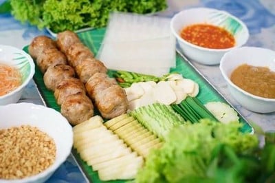 จีรพร อาหารเวียดนาม สาขาใหญ่ สุทธิสาร (จีรพร) จีรพร อาหารเวียดนาม สาขาใหญ่ สุทธิสาร (จีรพร)