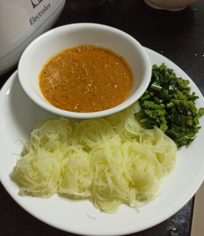 วิธีทำ ขนมจีนน้ำยาทูน่า เครื่องแกงใต้ สูตรเฮลตี้ วิธีทำ ขนมจีนน้ำยาทูน่า เครื่องแกงใต้ สูตรเฮลตี้