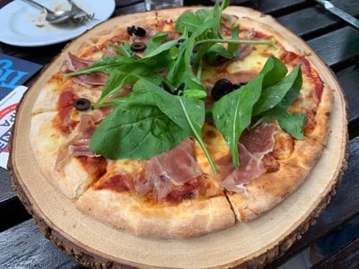 เมนูของร้าน The Londoner Brew Pub