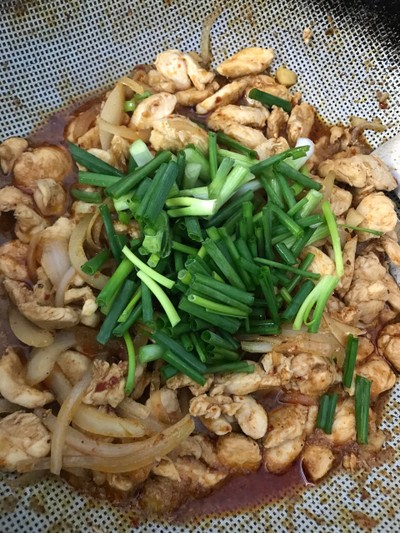 วิธีทำ สันในไก่ผัดน้ำพริกเผา วิธีทำ สันในไก่ผัดน้ำพริกเผา