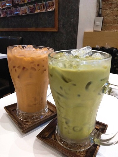 อาหาร หรือ เครื่องดื่ม