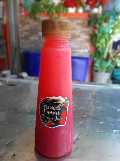 น้ำสตอเบอรี่แท้100% (ผสมเนื้อ)220ml