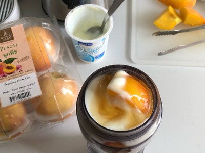 วิธีทำ พีชโยเกิร์ตสมูทตี้ 🍑 วิธีทำ พีชโยเกิร์ตสมูทตี้ 🍑