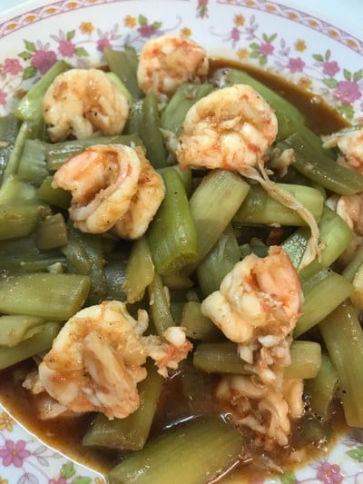 สายบัวผัดกุ้ง 