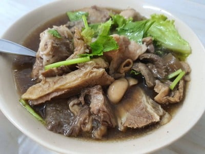 เมนูของร้าน เกาเหลาเนื้อวัวไร้เทียมทานราชวัตร