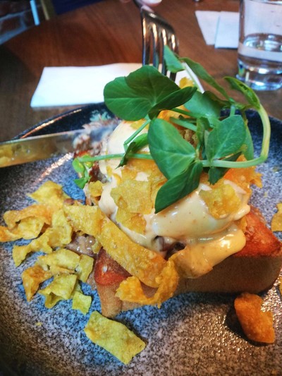 Pulled Pork Benedict $AUD 20 (450 บาท)