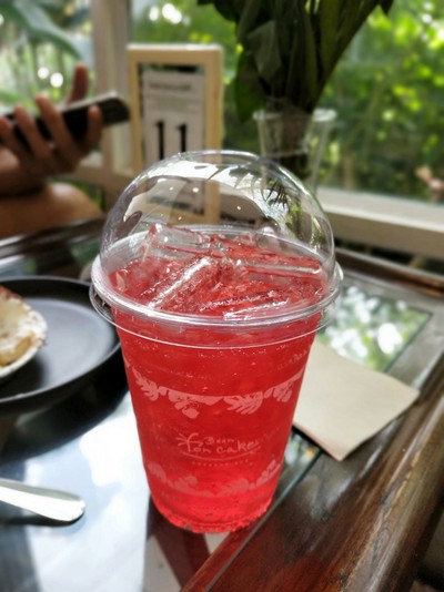 สตรอเบอร์รี่โซดา