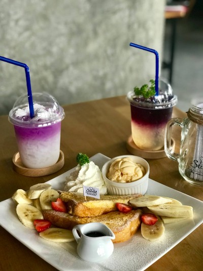 อาหาร หรือ เครื่องดื่ม