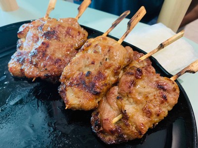 หมูปิ้ง ไม้ใหญ่