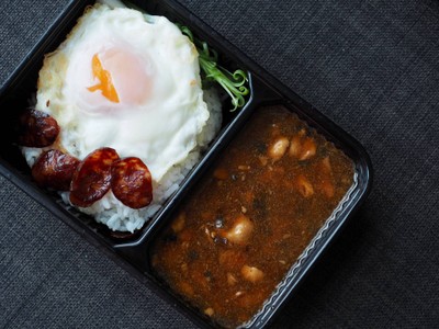 ข้าวหน้าไก่ราชวงศ์