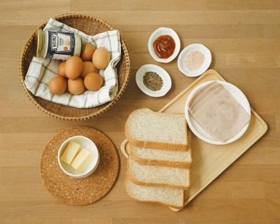 วิธีทำ แซนวิชแฮมไข่ข้น