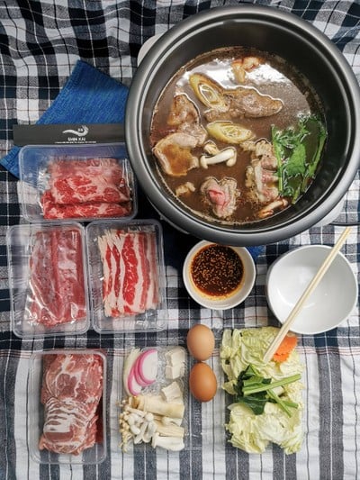 อาหาร หรือ เครื่องดื่ม