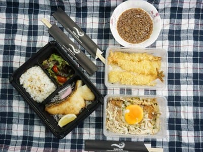 อาหาร หรือ เครื่องดื่ม