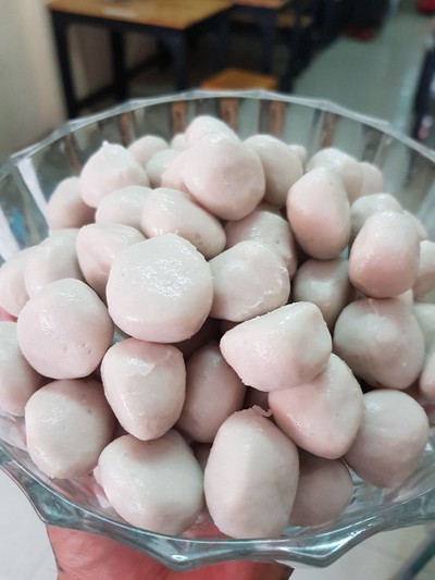 ลูกชิ้นหมู 50 ลูก (ไม่ลวก) เนื้อหมูแท้100% ไม่ผสมแป้ง ไม่ใส่ผงชูรส