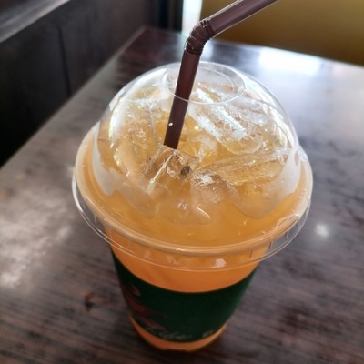 น้ำส้มคั้น