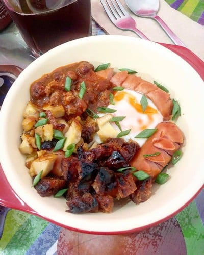 WFH Kitchen: ไข่กะทะ ขนมปังญวน (ขนมปังสอดไส้)