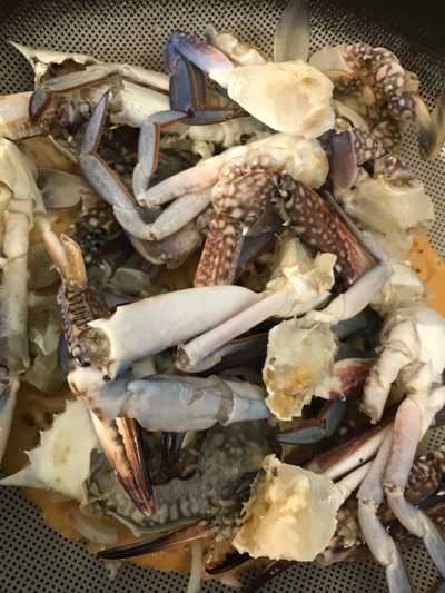 วิธีทำ ปูม้าผัดผงกะหรี่ 🦀