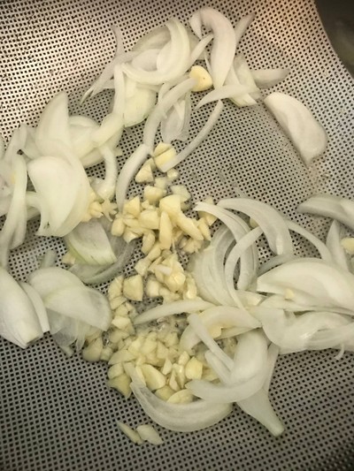 วิธีทำ ปูม้าผัดผงกะหรี่ 🦀