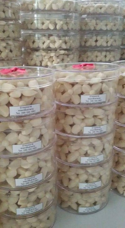 ขนมกลีบลำดวน 10 กล่องเล็ก ลด 100 บาท