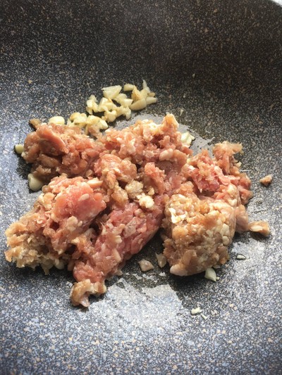 วิธีทำ หมูสับผัดซีอิ๊วดำหวาน วิธีทำ หมูสับผัดซีอิ๊วดำหวาน