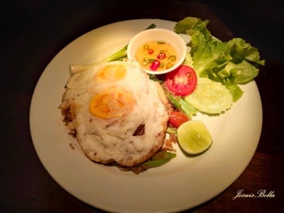 อาหาร หรือ เครื่องดื่ม