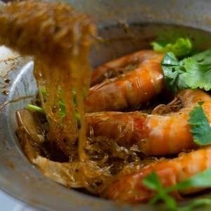 สืบ กุ้งอบ (Sueb Goong Ob) สืบ กุ้งอบ (Sueb Goong Ob)