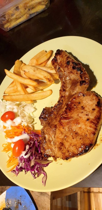 อาหาร หรือ เครื่องดื่ม