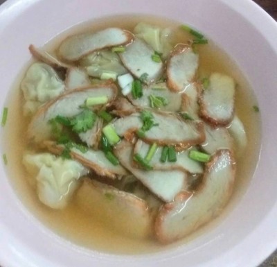 เกี๊ยวน้ำ พิเศษ