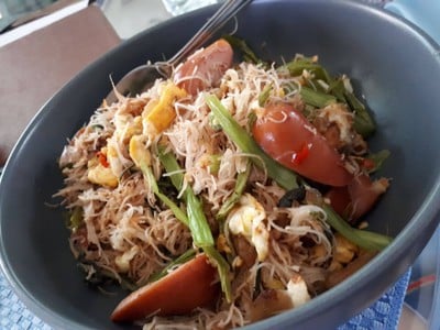 เส้นหมี่ผัดน้ำพริกกะปิ เส้นหมี่ผัดน้ำพริกกะปิ