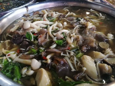 Kaeng Hed Sai Pak Wan