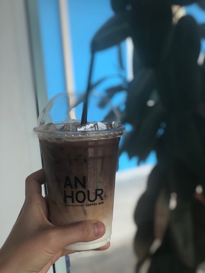 Unsweetened iced latte 