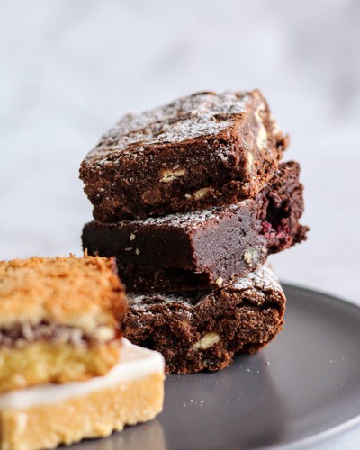 Dark Chocolate & Raspberry Fudge Brownie