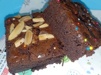 วิธีทำ บราวนี่ หน้าฟิล์ม หน้ากรอบหวานกำลังดี🍫by.เตยเตย วิธีทำ บราวนี่ หน้าฟิล์ม หน้ากรอบหวานกำลังดี🍫by.เตยเตย