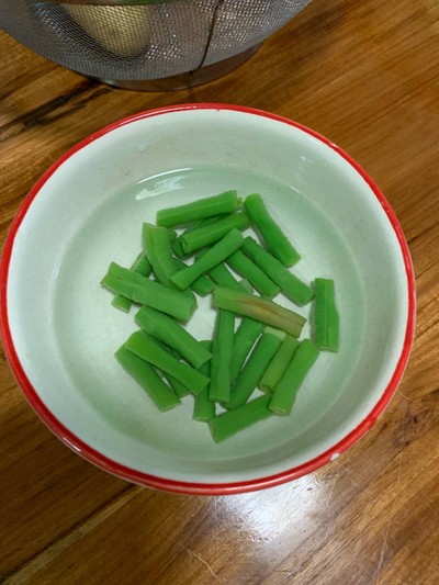 วิธีทำ หมูผัดพริกแกง วิธีทำ หมูผัดพริกแกง
