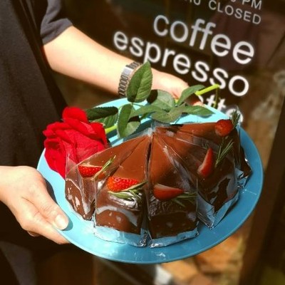 Kinn Kaffe & Craft (คินน์ แคฟเฟ่ แอนด์ คราฟท์) Kinn Kaffe & Craft (คินน์ แคฟเฟ่ แอนด์ คราฟท์)