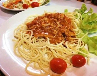 สปาเกตตี้หมูสับ