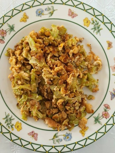 มะระผัดไข่