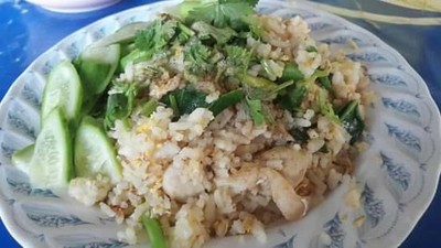 ข้าวผัดไก่