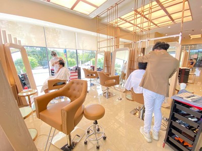 Enrich Salon and Spa ทองหล่อ
