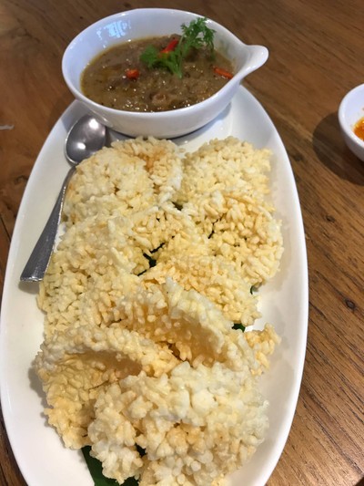 ข้าวตังหน้าตั้ง