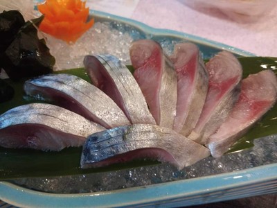 ซาบะดองซาชิมิ(5-7ชิ้น)(Japanese Pickle Mackerel Sashimi )