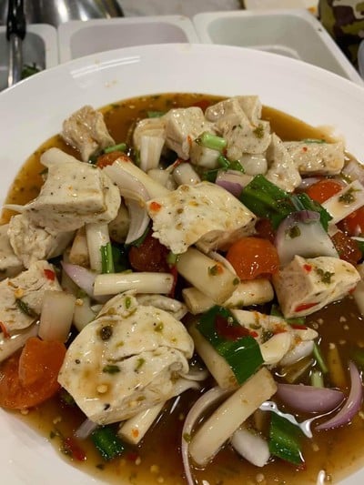 ยำหมูยออุบล