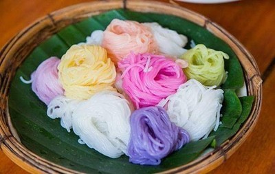 เส้นขนมจีน