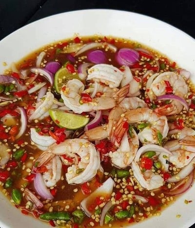 ยำกุ้งสุก