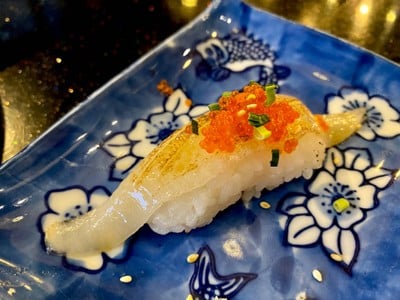 IN THE MIDDLE By Kaizen แยกสะพานควาย-อารีย์