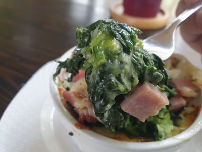 ผักโขมอบชีส